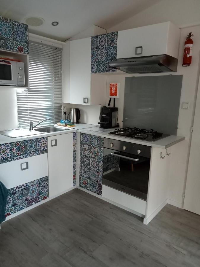 Mobile Home Service Hotelier Фрежус Екстер'єр фото